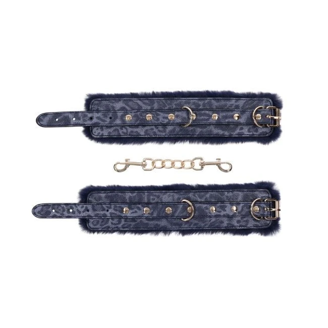 Cougar Fur Handcuffs - Hardware & Fasteners