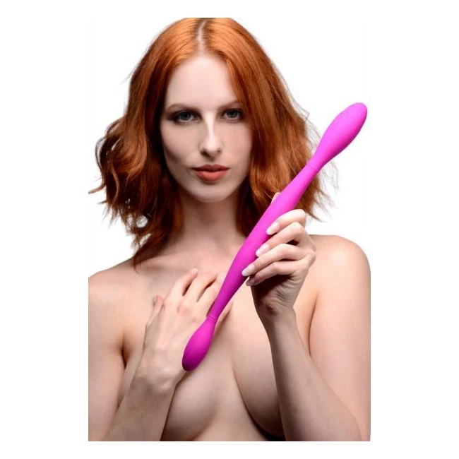 Double Thump 7x Rechargeable Silicone Double Dildo - Shape & Texture
