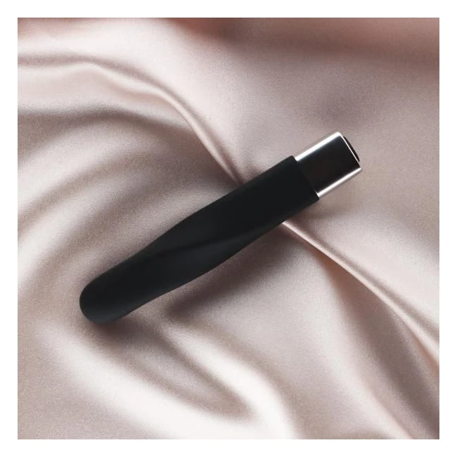 Edonista Layla Silicone Twist Bullet Vibrator - How It Feels
