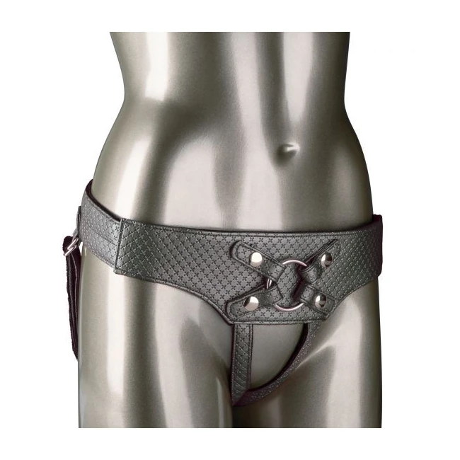 Her Royal Harness the Regal Empress - Material Feel