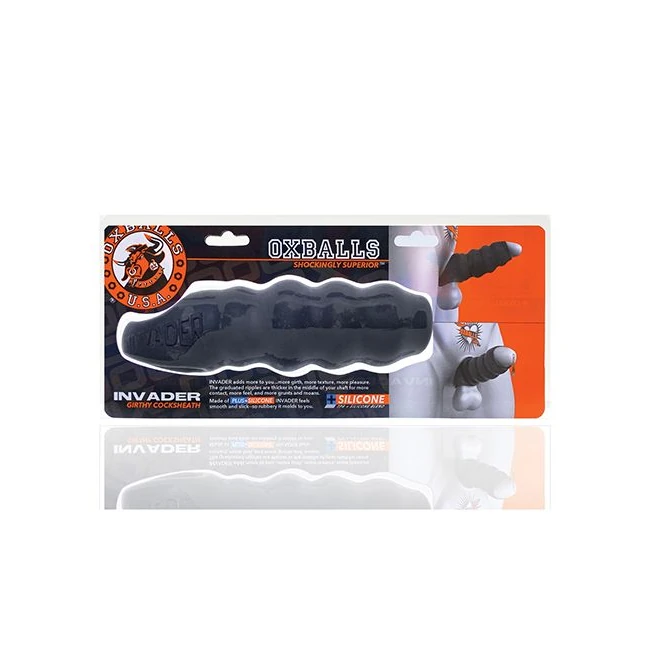 Invader Cocksheath Black Ice - Material Feel and Cleanup