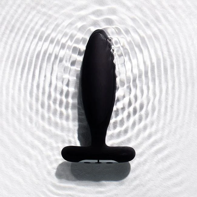 Je Joue Vesta Vibrating Butt Plug Black - Shape & Comfort