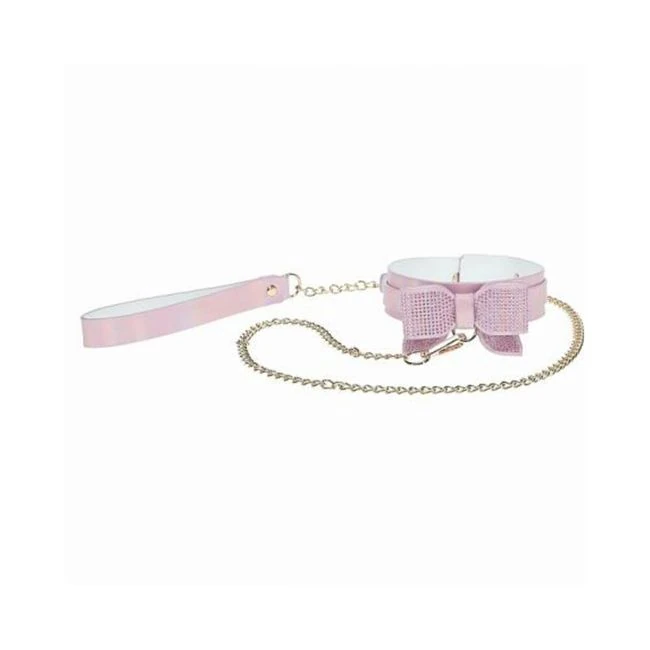 Ouch! Paris Collection Collar With Leash - Hardware & Fasteners