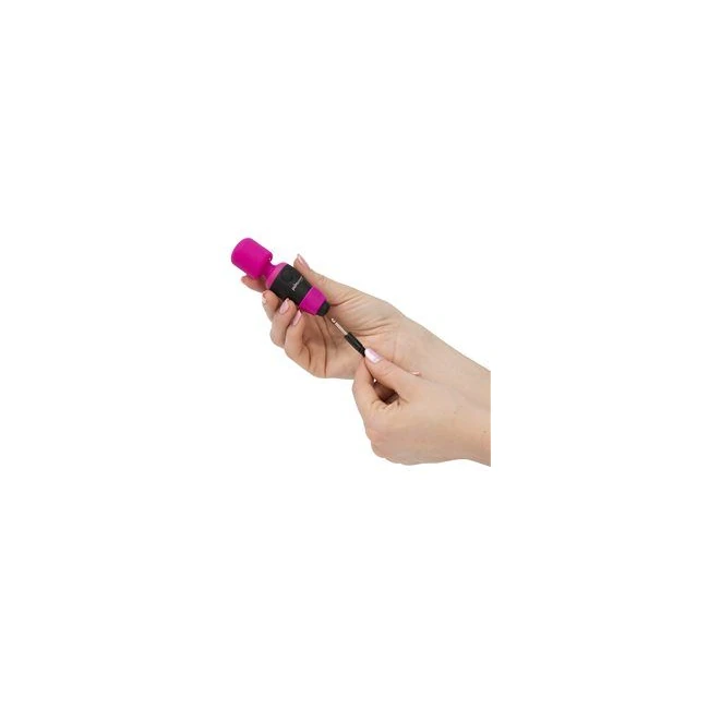 Palm Power Pocket Massager Fuchsia - Design and Materials