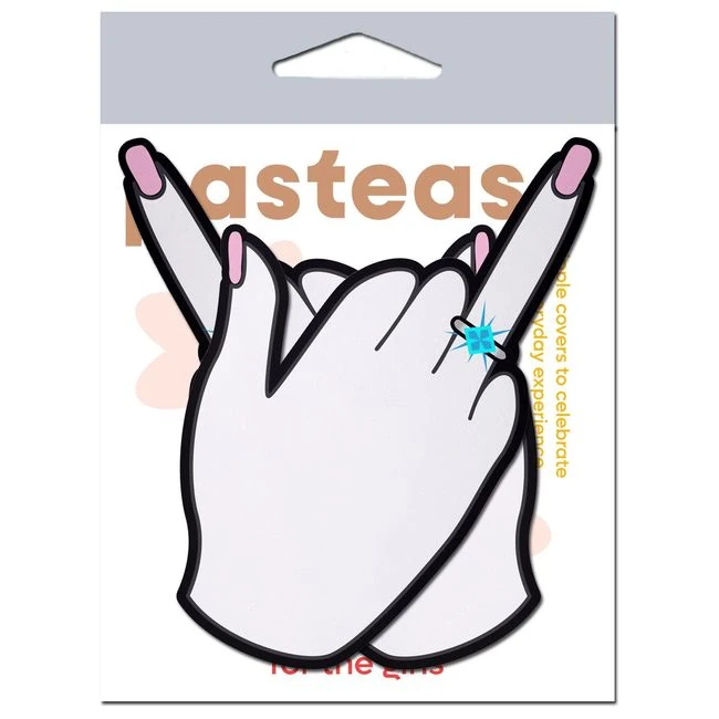 Pastease Engaged Ring Fingers - Build & Quality
