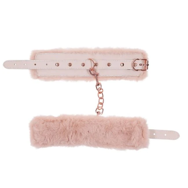 Peaches N Creame Fur Handcuffs - Build & Quality