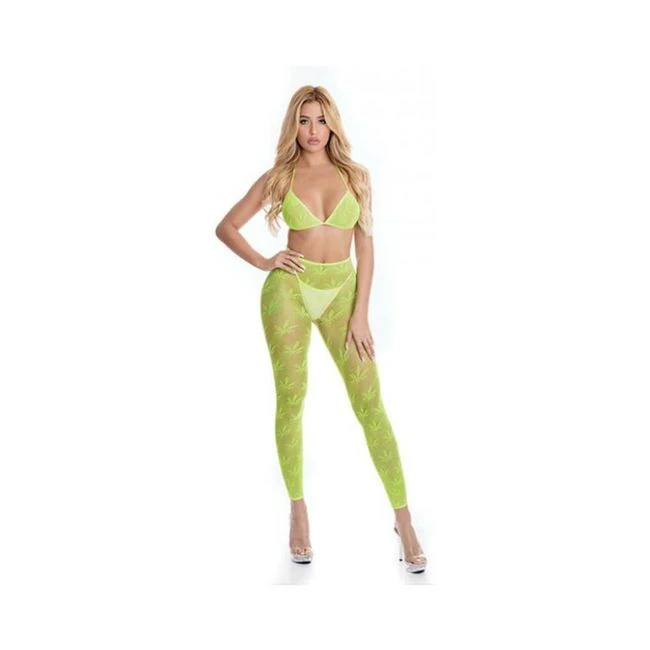 Pink Lipstick All About Leaf Bra & Leggings - What Is the Pink Lipstick All About Leaf Bra & Leggings?