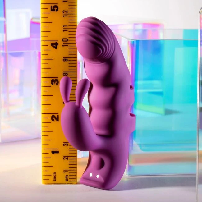 Playboy Lend a Hand - Size Specs