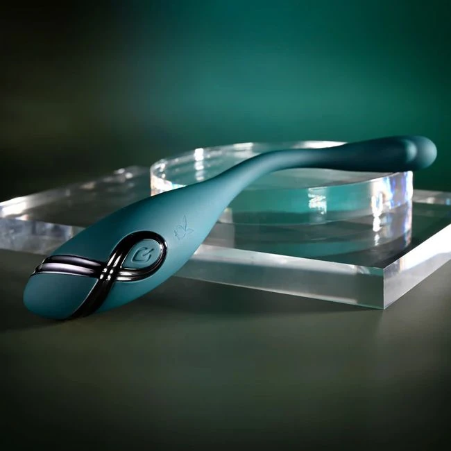 Playboy Pin Point Perfection - Magnetic Charging, Waterproof Body and a Five-Year Warranty