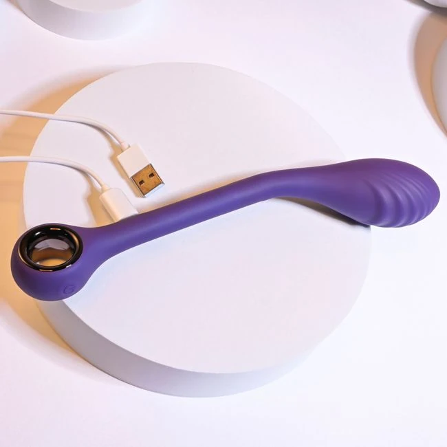 Playboy Spot on - Playboy Spot On G-Spot Vibrator by Evolved Novelties