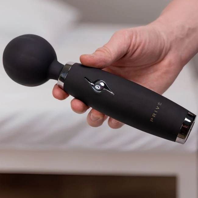 Prive Super Wand - Materials & Specifications