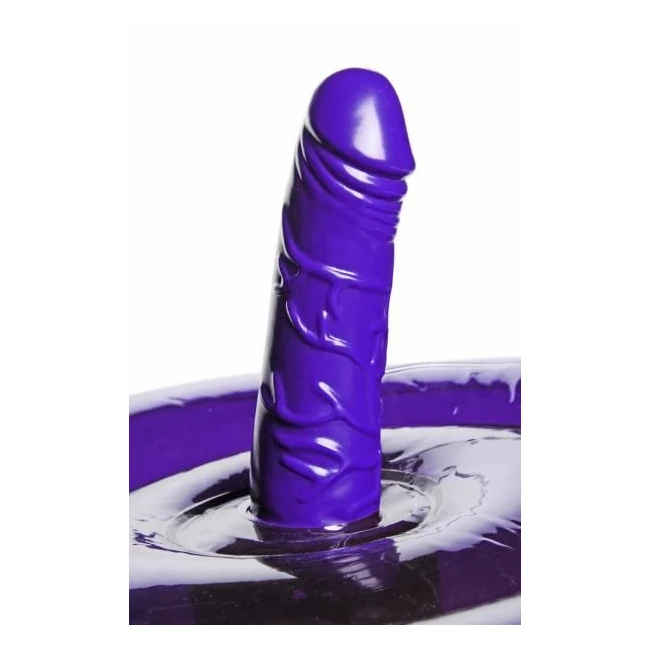 Purple Inflatable Seat with Vibrating Dong - Material Feel & Construction