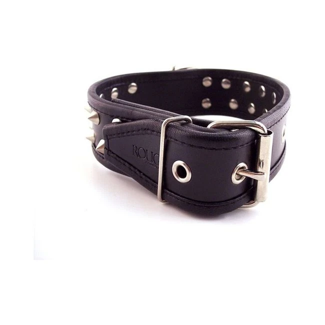 Rouge Studded Collar Black - Build & Quality