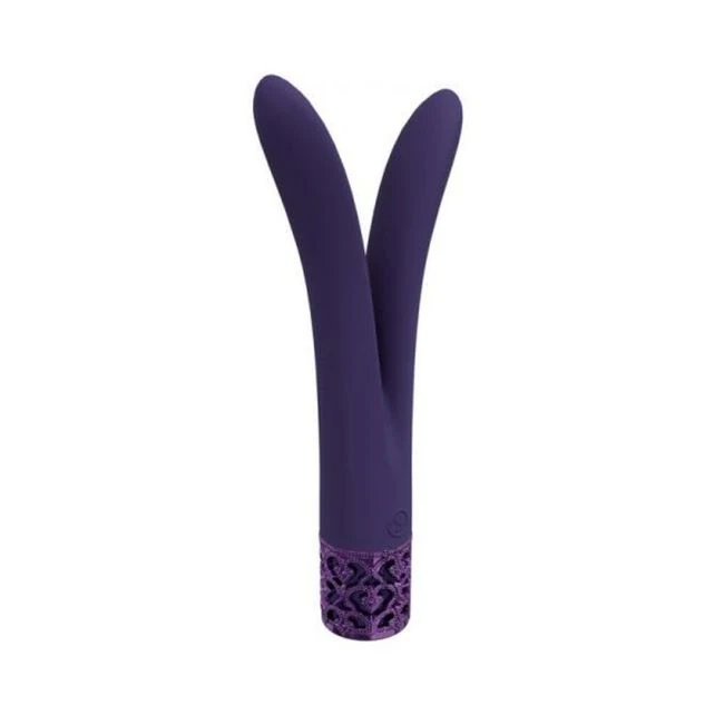 Royal Gems Dueling Queens Silicone Rechargeable Vibrator - How It Feels