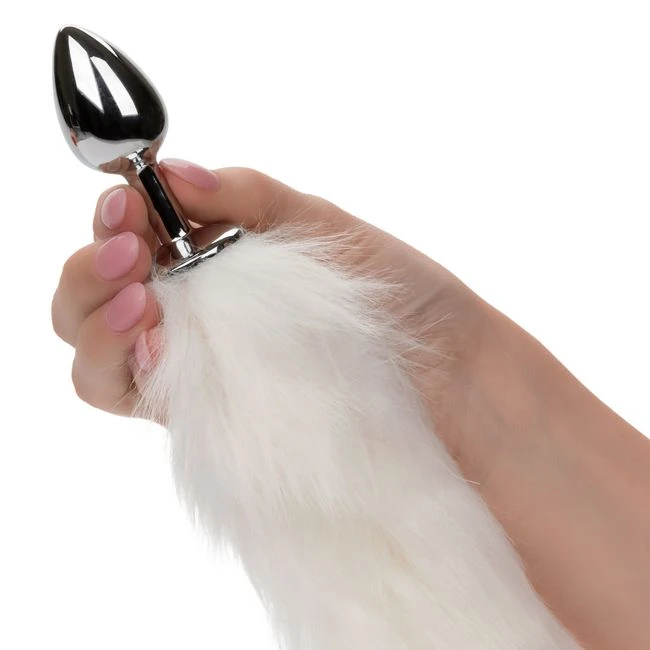 Running Wild White Tail - Size, Measurements & Color Options