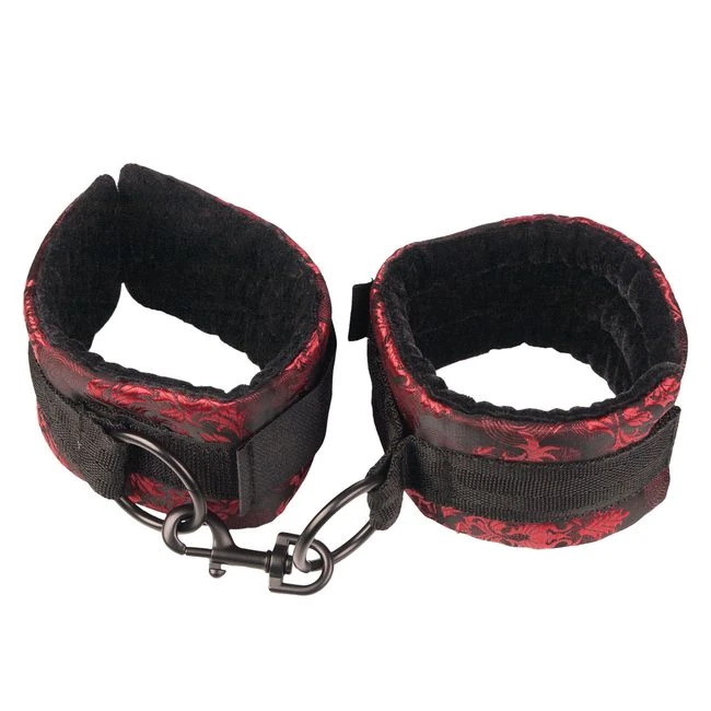Scandal Universal Cuffs - Build & Quality