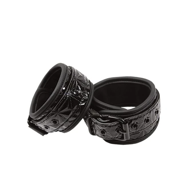 Sinful Wrist Cuffs - Build Quality and Hardware