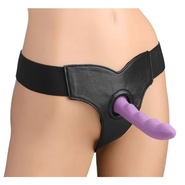 Strap U Fleece Lined Leather Strap on - Shape & Texture