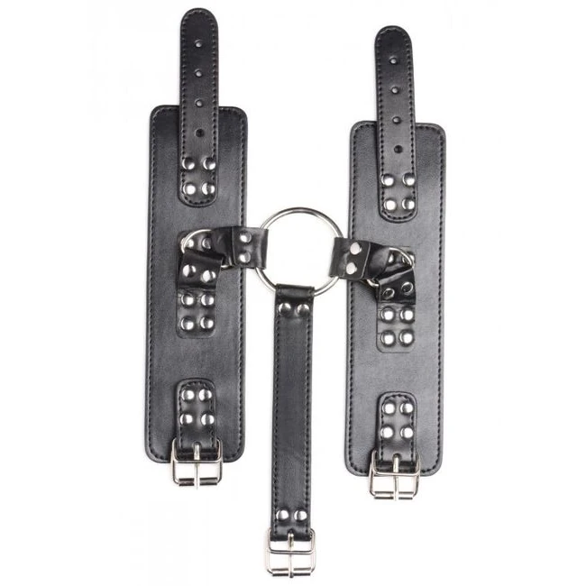 Strict Neck to Wrist Restraint - Build & Quality