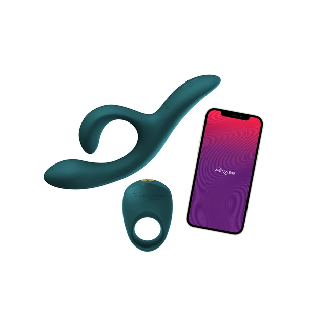 We-vibe Date Night Holiday Gift Set Green Velvet - Enhance Your Intimate Moments with the We-Vibe Date Night Holiday Gift Set Green Velvet