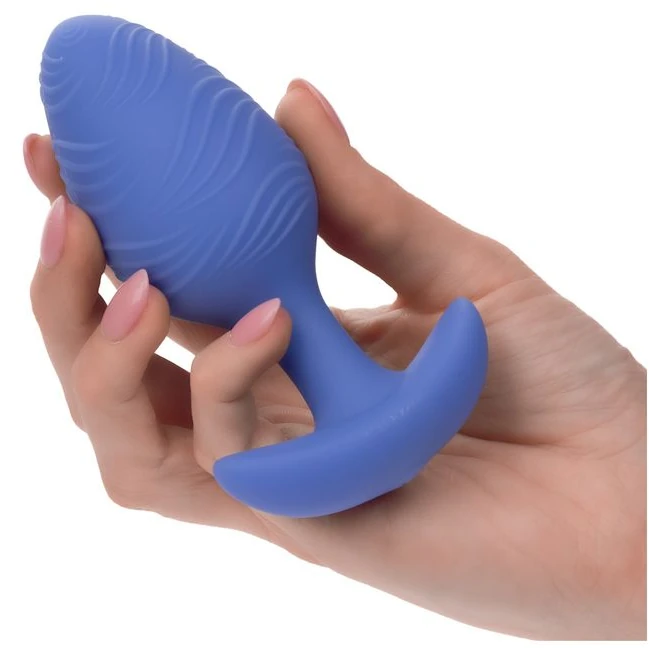 Cheeky Vibrating Glow-in-the- Dark Large Butt Plug - How It Feels