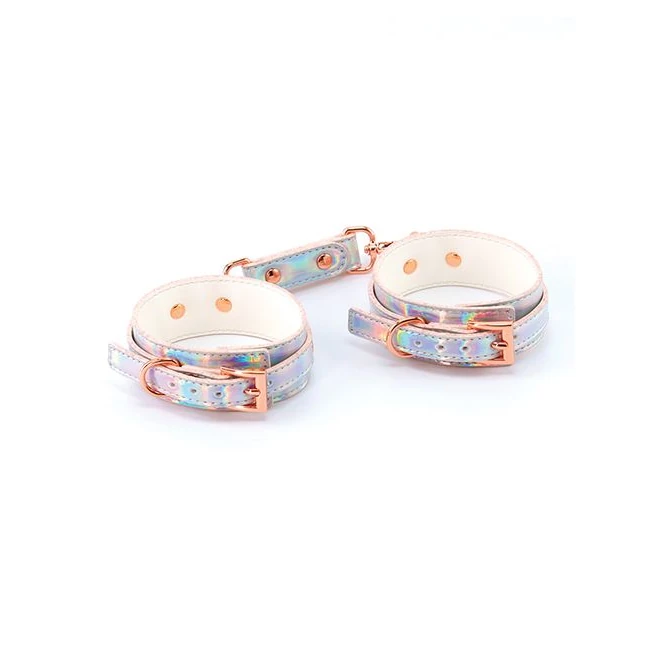 Cosmo Bondage Wrist Cuffs Rainbow - Build & Quality