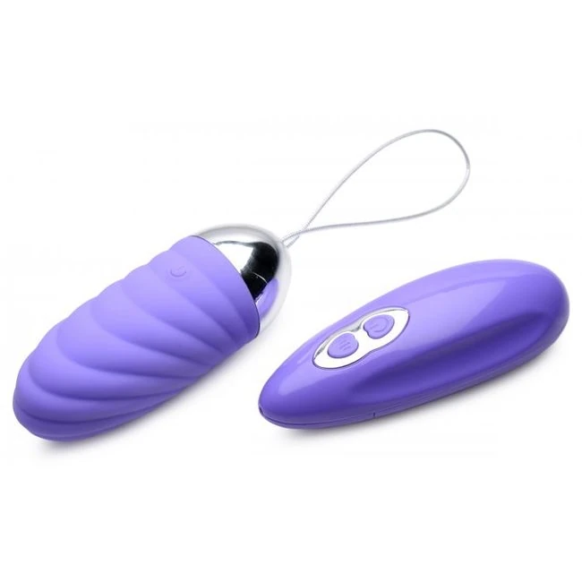 Frisky Grape Gasm Texture Vibrating Remote Control Egg - How It Feels