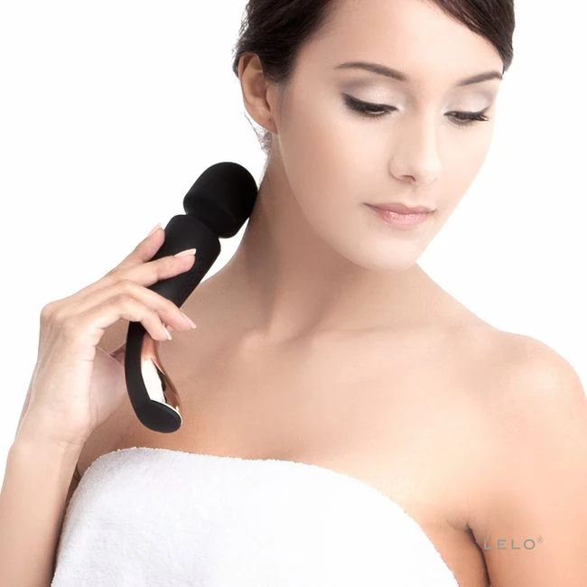 Lelo Smart Wand Medium Bla - Introducing the Lelo Smart Wand Medium Bla