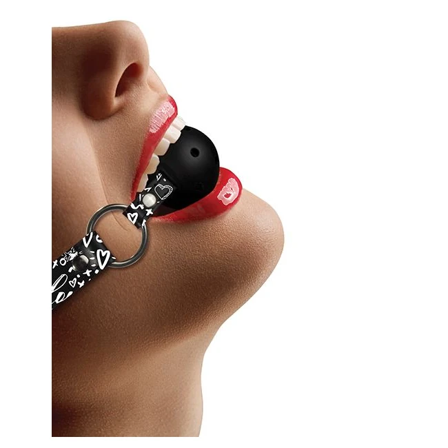 Love Street Art Fashion Breathable Ball Gag - Hardware & Fasteners