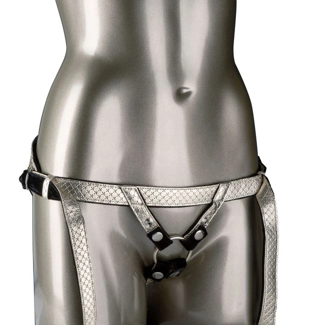 Her Royal Harness the Regal Duchess Gold - Size & Fit