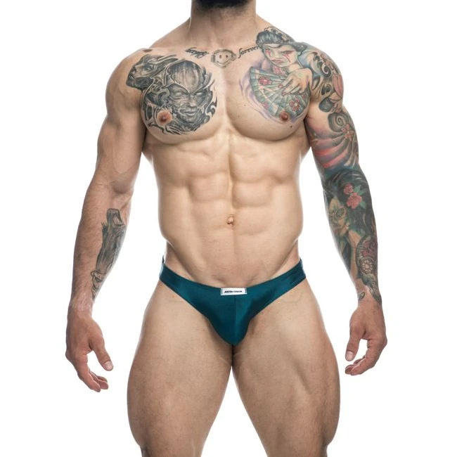 Justin + Simon Classic Bikini - Size & Fit