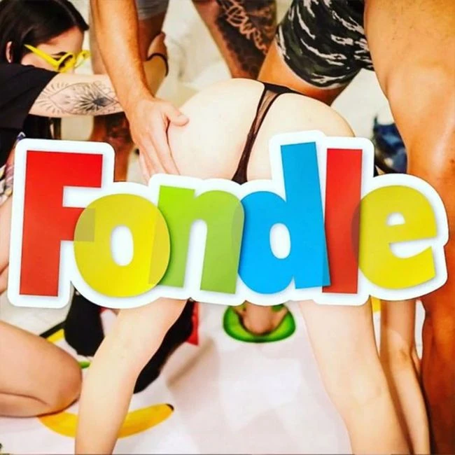 Play Wiv Me Fondle Board Game - Overview