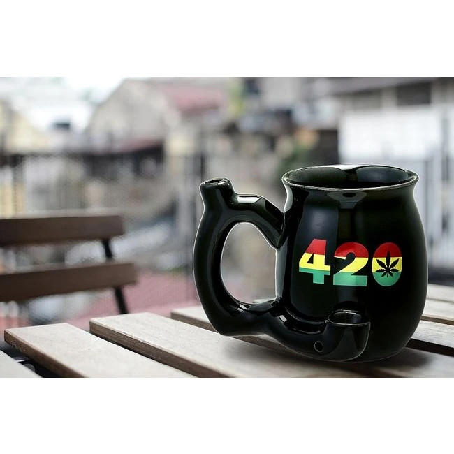 Small Black 420 Mug W/ Rasta Colors - Design & Features