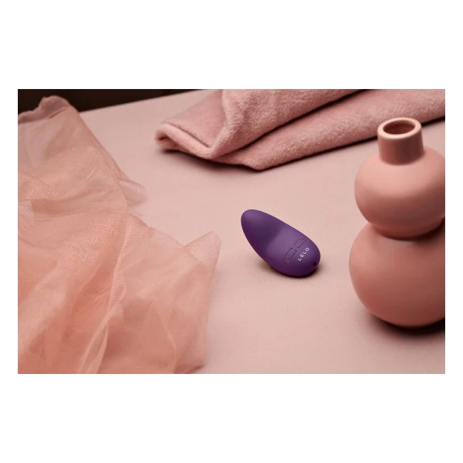 Lelo Lily 3 Dark Plum (ne - Materials & Dimensions