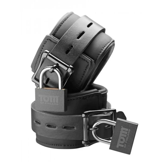 Tom of Finland Neoprene W Cuffs W/locks - Build & Quality