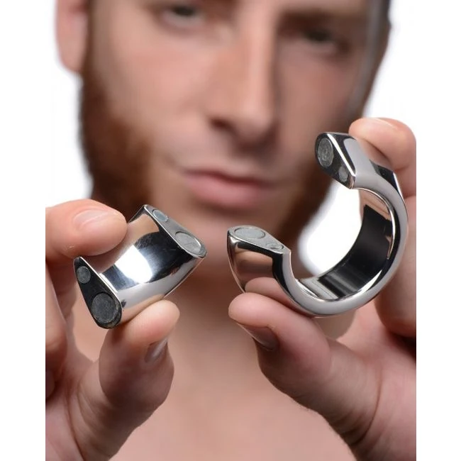 Master Series Magna-chute Magnetic Ball Stretcher - Design and Materials