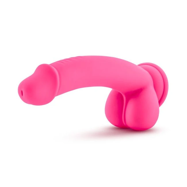 Ruse D Thang Hot Pink Dild - Design & Features